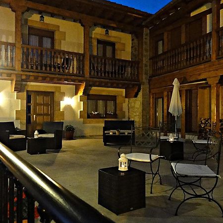 Posada Valle Del Oso Lerones Екстер'єр фото
